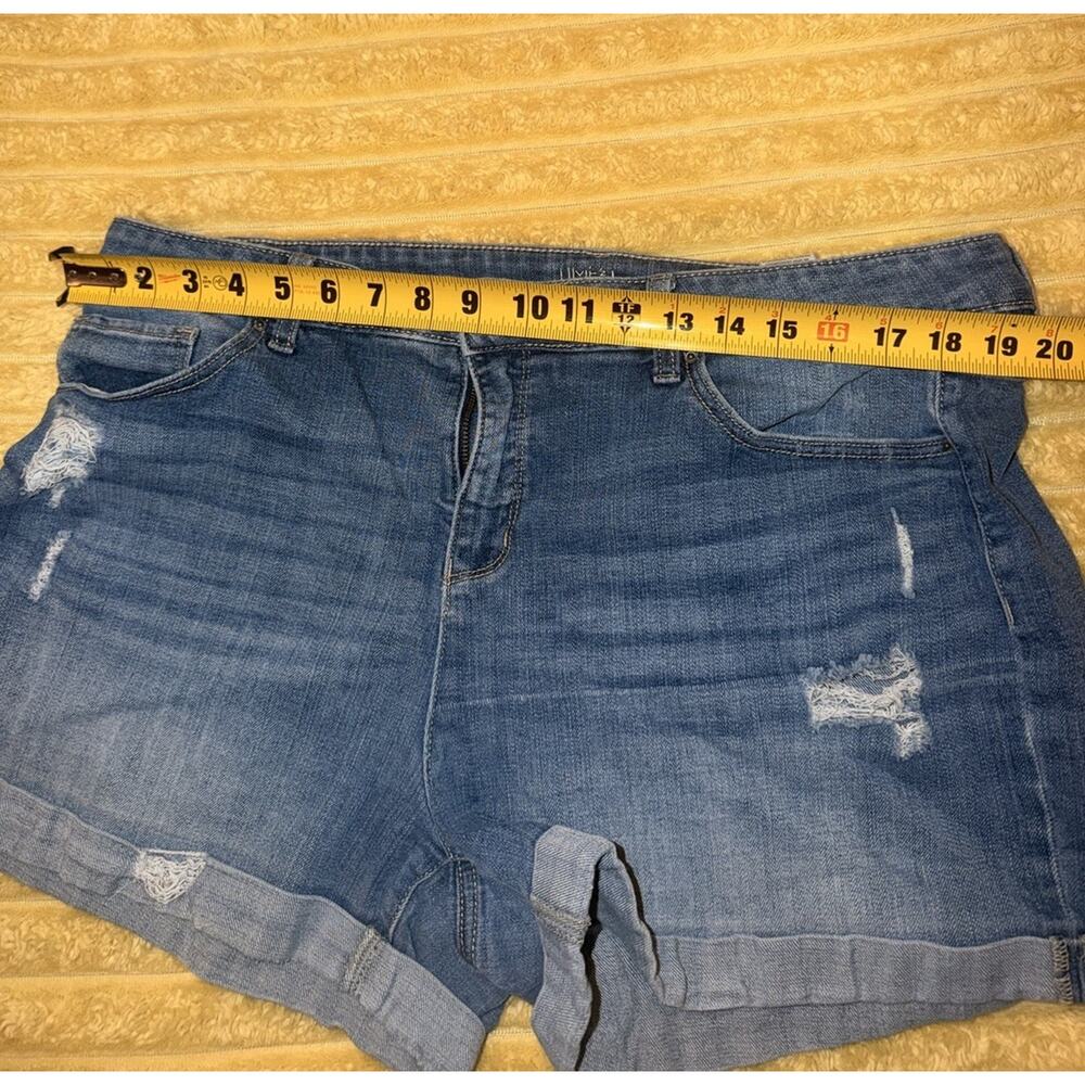 Women’s Shorts Lot High Rise Time & tru 3 Pc Denim Plus Size 18 - Picture 8 of 9